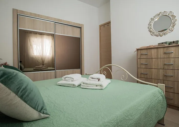 شقة Pearl Of Stegna - House